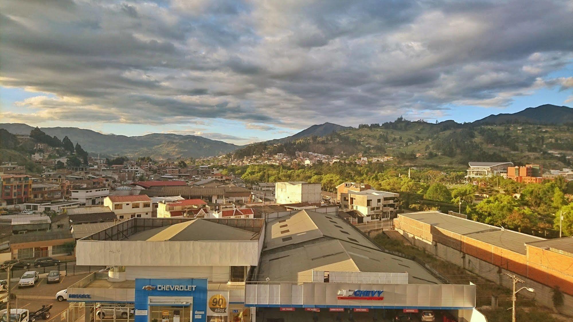 Casben Hotel Loja Kültér fotó